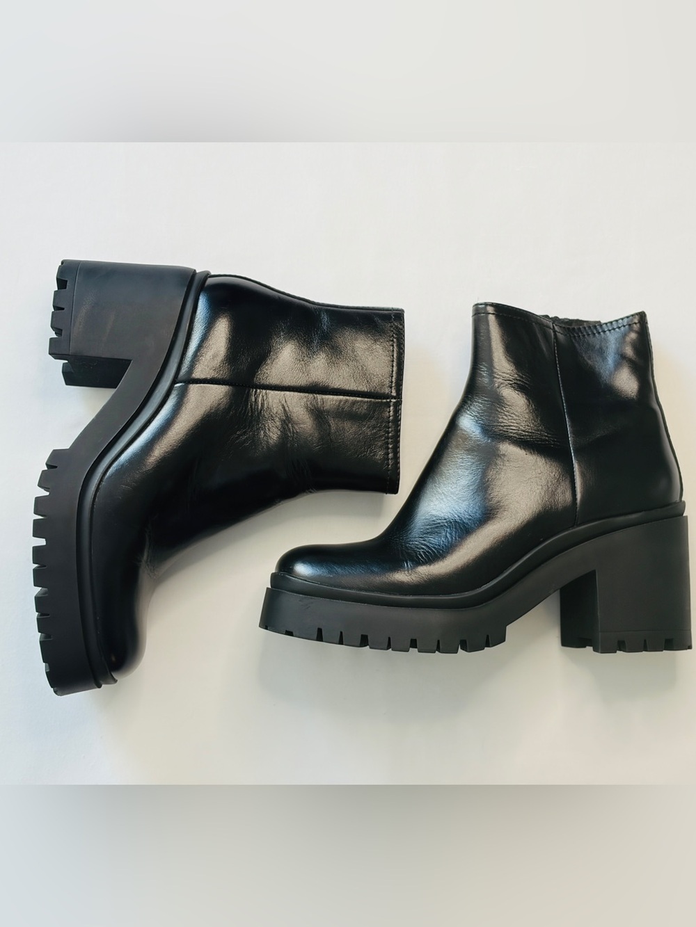 NWOB Jeffrey Campbell Chunky Lug Platform Boots 7.5